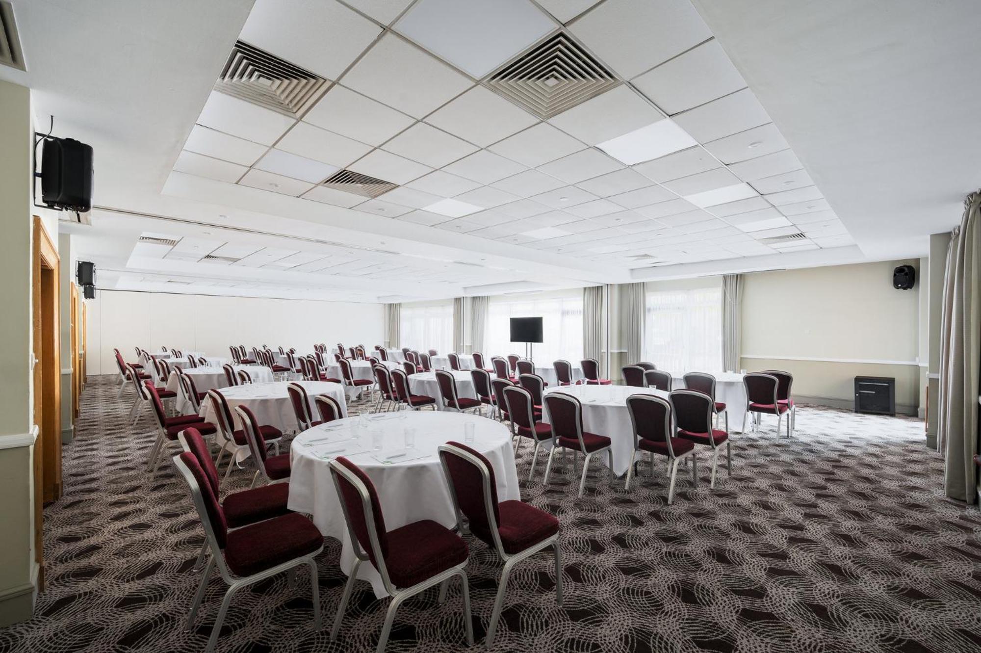 Glasgow - By Ihg 4* East Kilbride