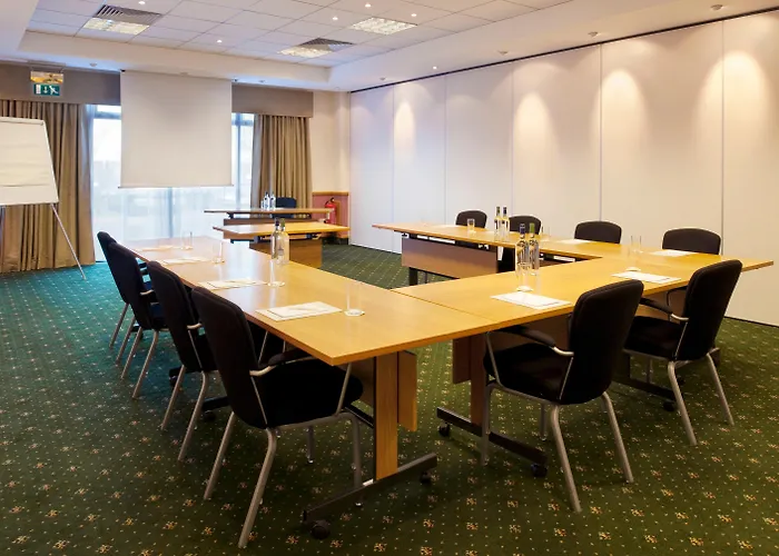Holiday Inn Glasgow - East Kilbride By Ihg